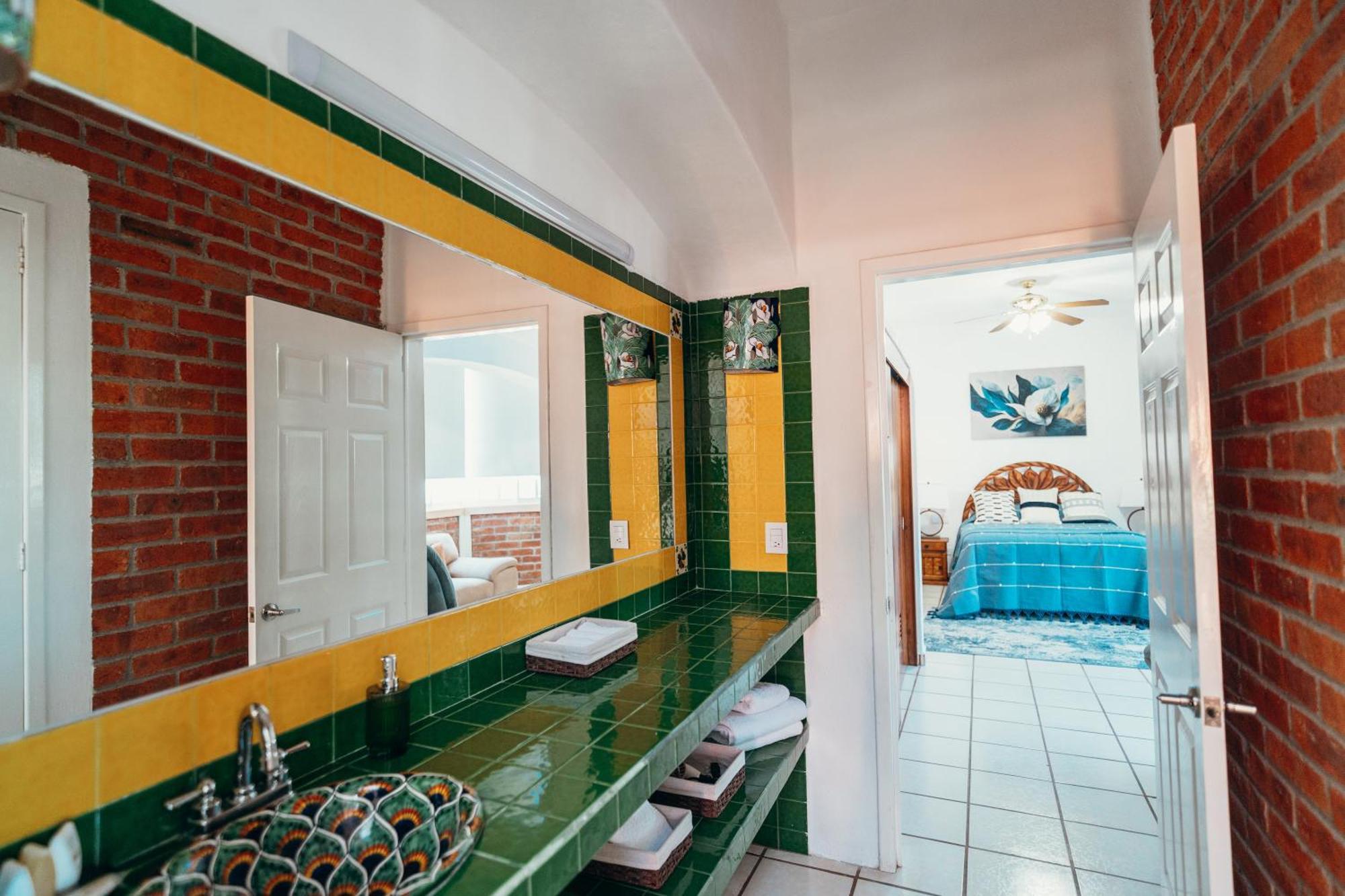 Boutique Hotel & Suites Hacienda Lord Twigg Puerto Vallarta Exterior foto